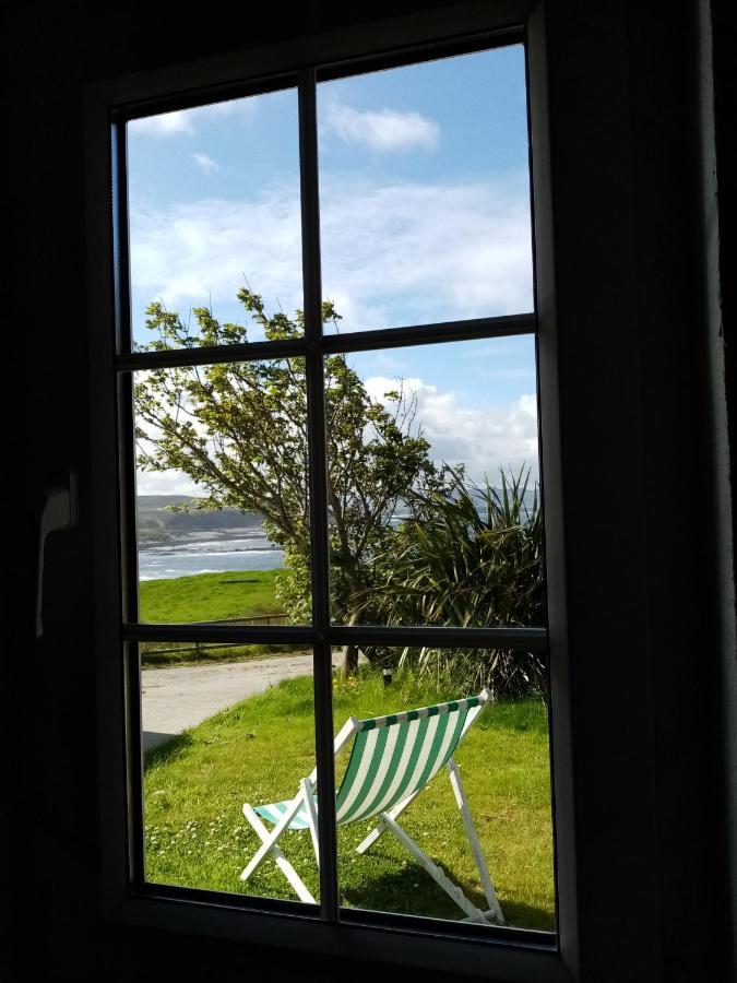 B&B The Red Door Cottage Donegal Town Exterior photo