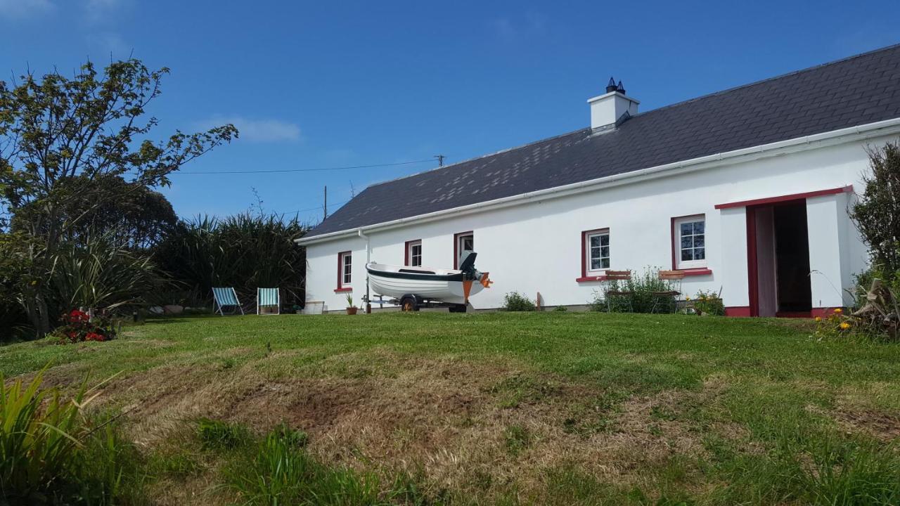 B&B The Red Door Cottage Donegal Town Exterior photo