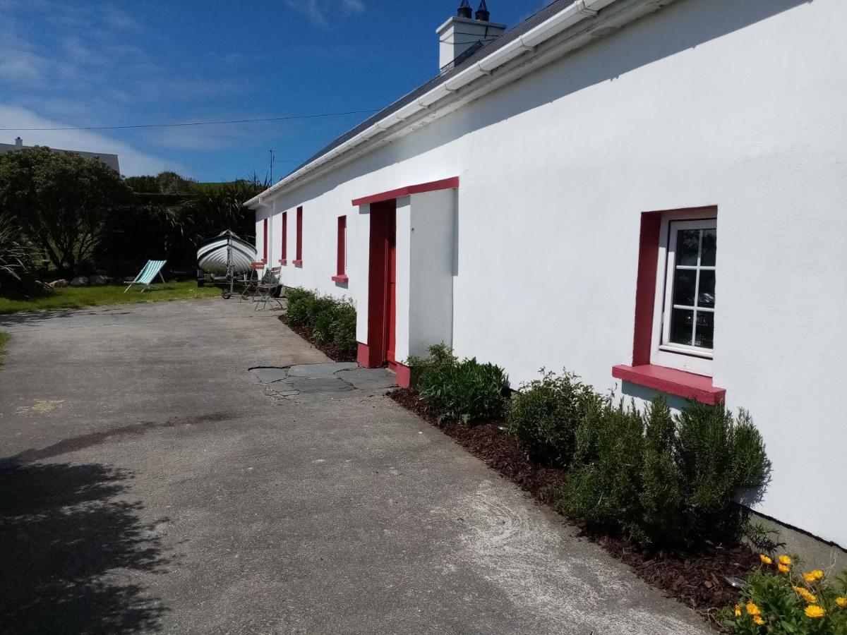 B&B The Red Door Cottage Donegal Town Exterior photo