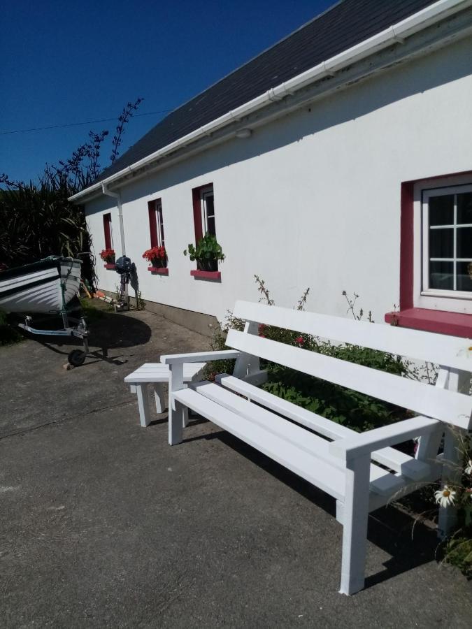 B&B The Red Door Cottage Donegal Town Exterior photo